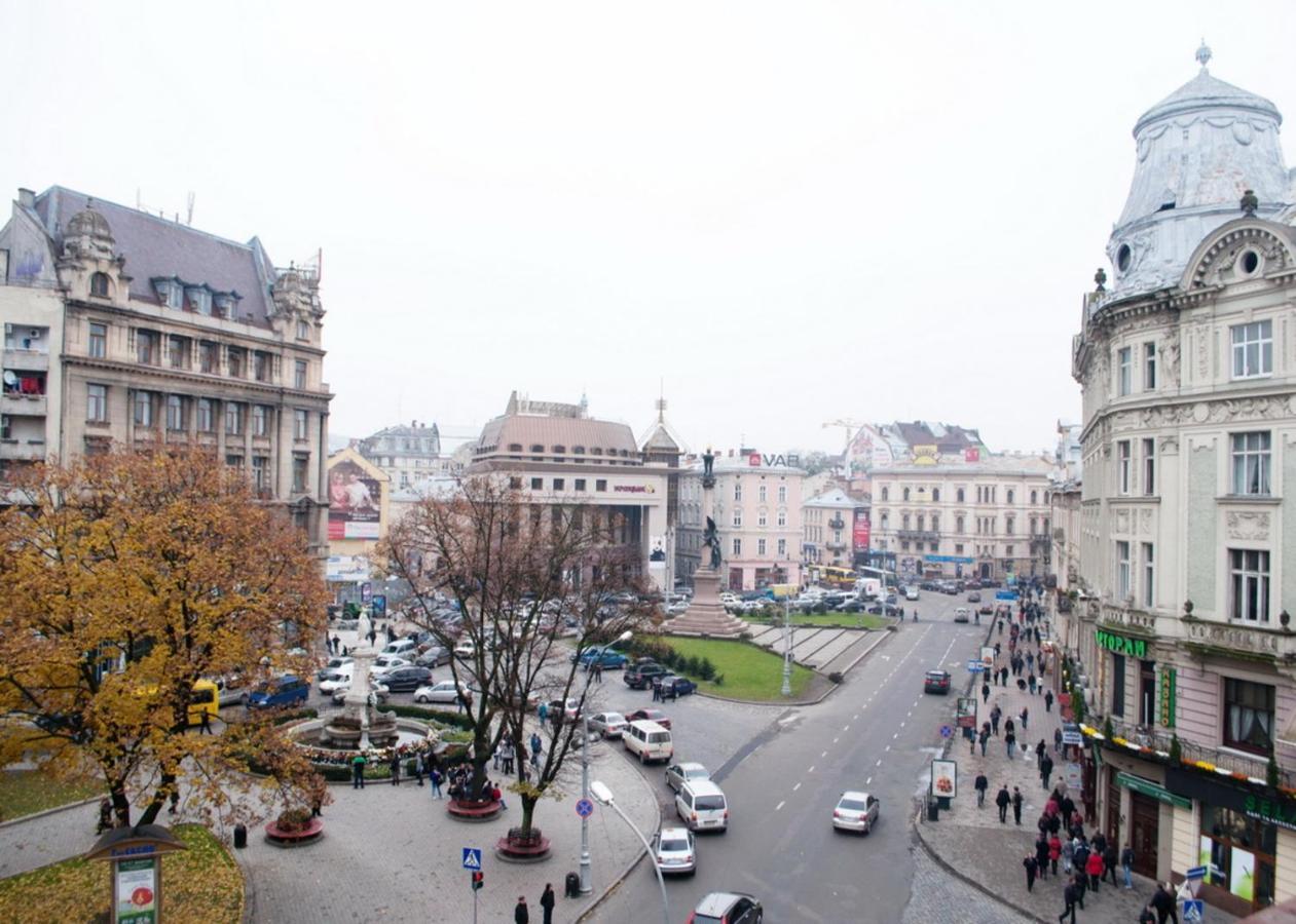 Apartments On Svobody Avenue- The Center Of Lwów Zewnętrze zdjęcie